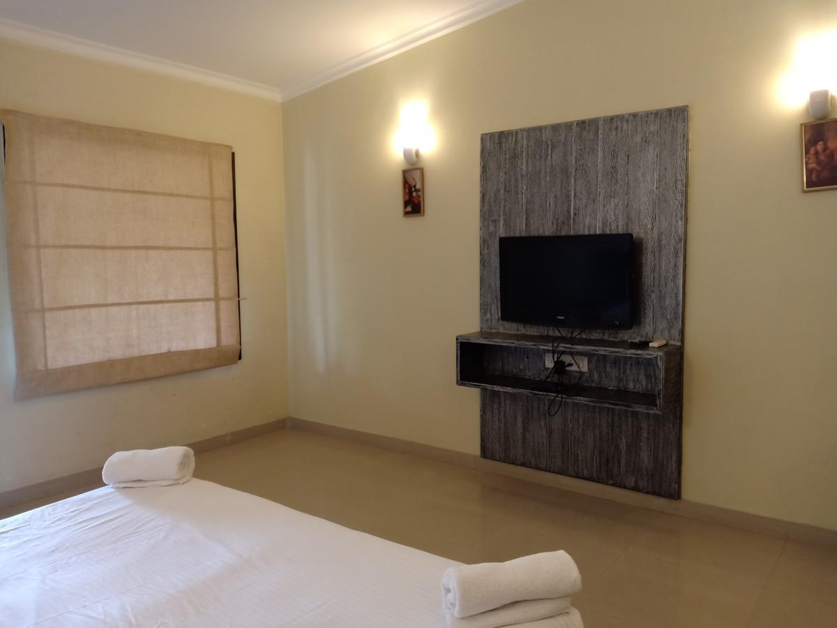Mystica Resort Lonavala Szoba fotó